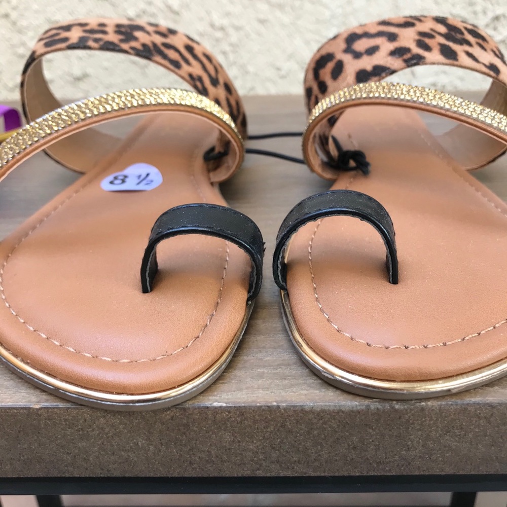 Sugar Flats Sandals Women’s Animal Print 8.5 S New - Picture 3 of 12